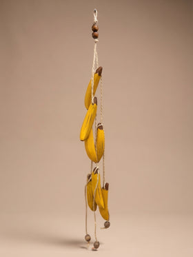 Pendente de Banana Artesanal em Madeira