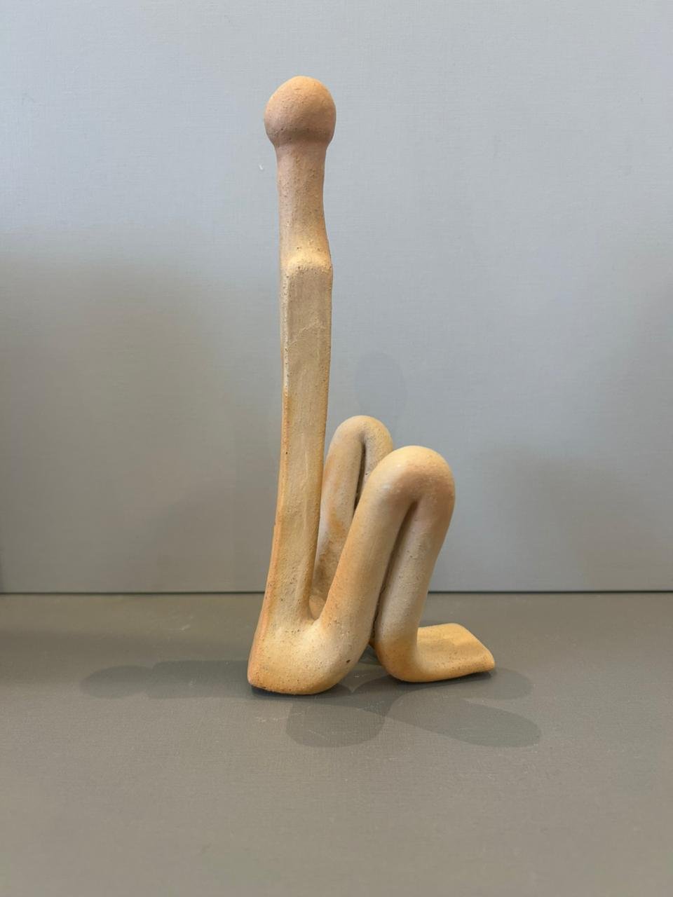 Escultura Alfredo Sentado