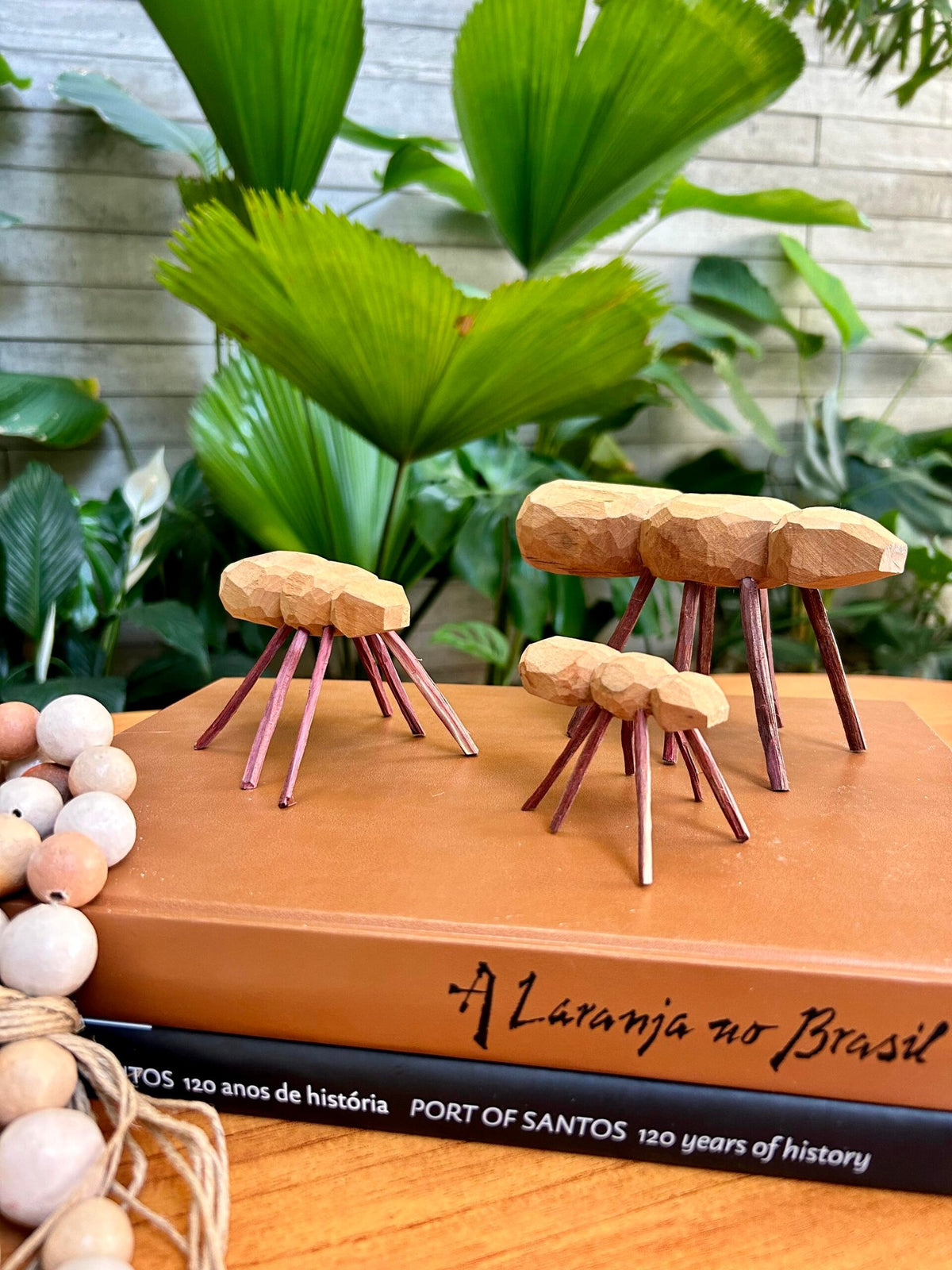 ESCULTURA FORMIGA